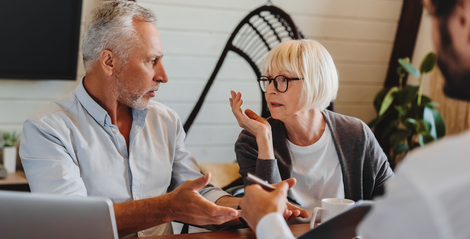 이전 직장 401(k)의 트랜스퍼와 롤오버