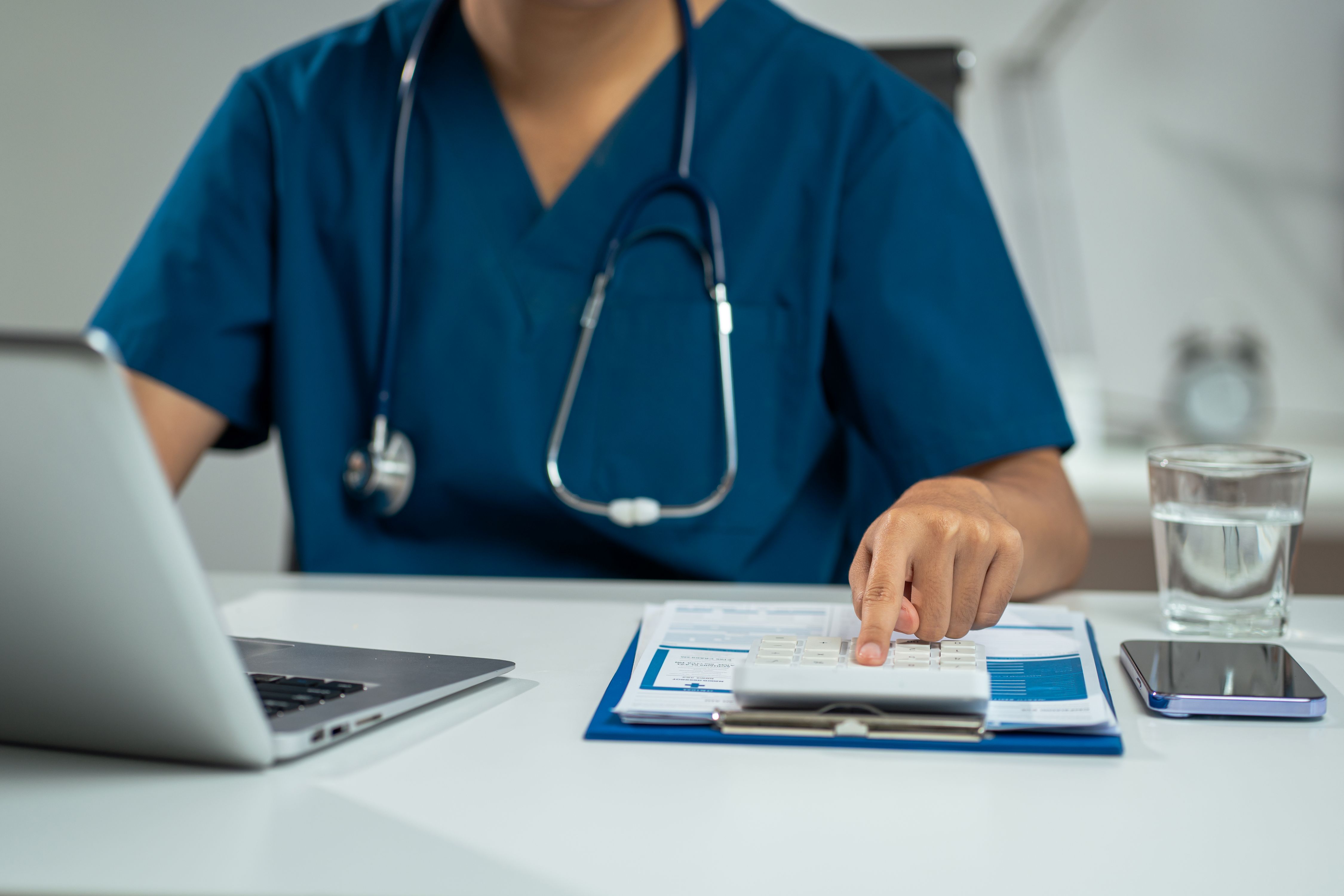 고소득 의료 전문가와 기업주가 활용하는 LIRP 절세 은퇴 전략