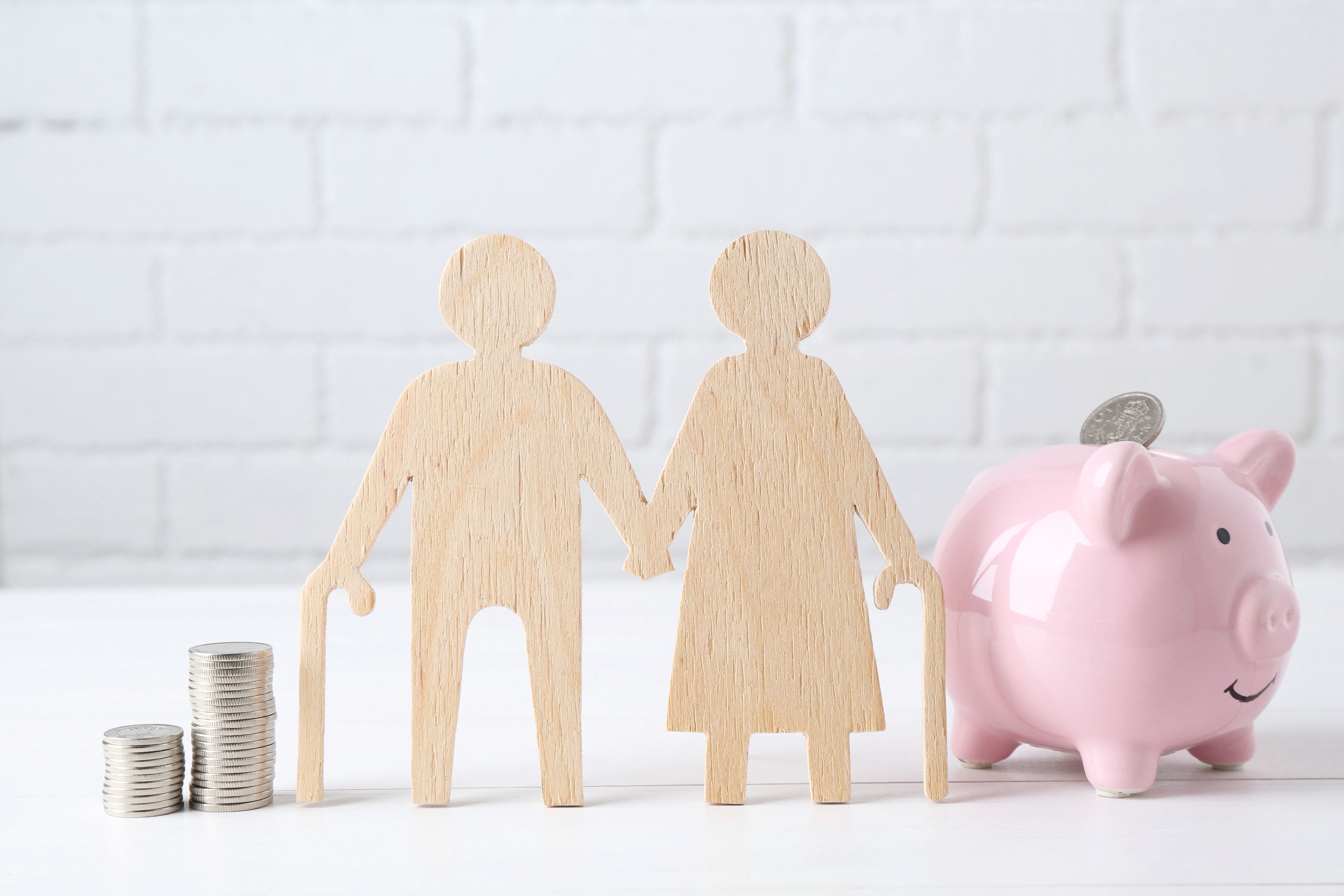 Annuity로 설계하는 은퇴 전략: 평생 소득 vs 유연한 인출