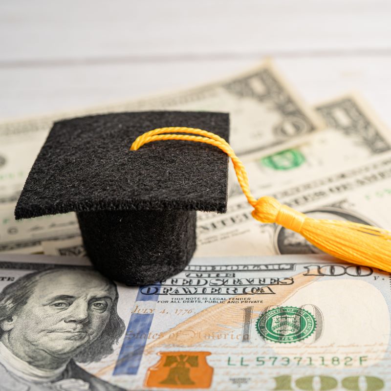 뗄 수 없는 관계: 학자금과 은퇴플랜